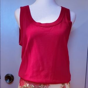 NWOT M Top sleeveless Fuchsia Never Been Worn